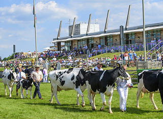 Shuttle Bus To Run for the Lincolnshire Show